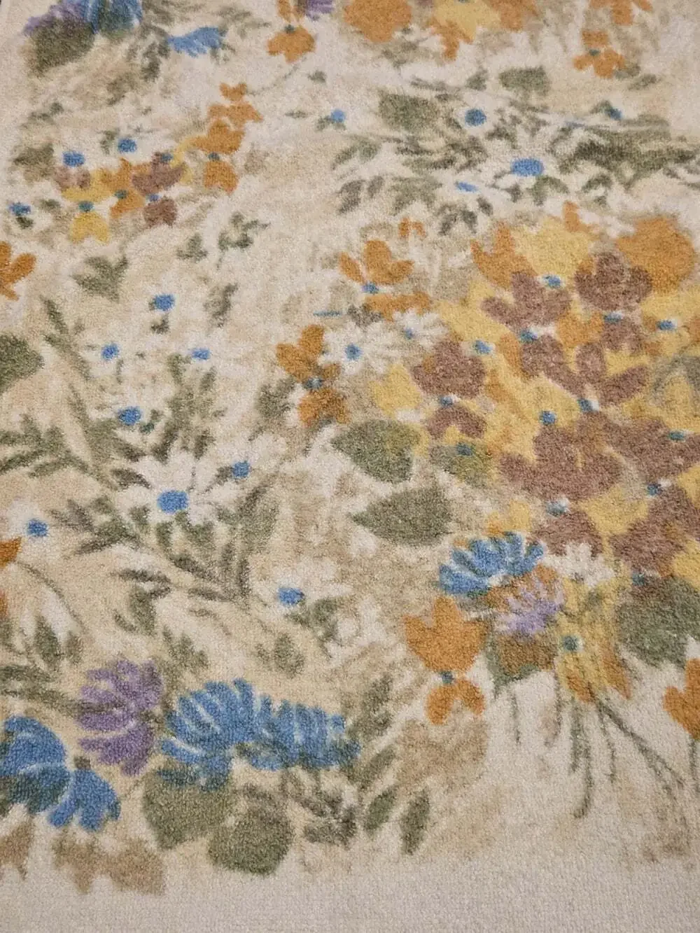 Vtg Cannon Royal Family Floral Bath Towel Fringe Shabby Chic Retro Cottagecore